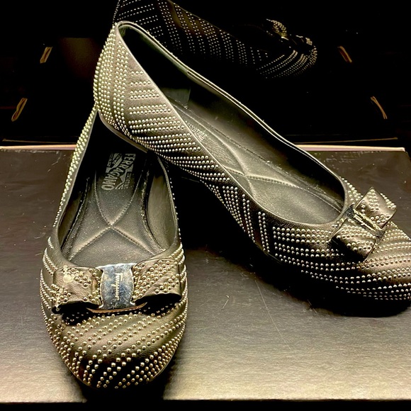 Salvatore Ferragamo black leather flats with silver studds all over. - Picture 1 of 8